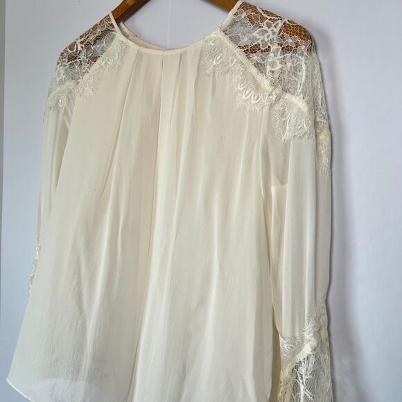 ALICE + OLIVIA Ivory Danyelle Lace Detail Bateau Neckline Sleeve Silk Blouse - Picture 3 of 11